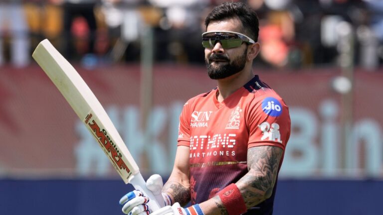 Virat Kohli’s 1 Billion Move Curbed For All Cricketers By BCCI Anti Corruption – بی سی سی آئی کا نیا حکم نامہ: آئی پی ایل میں اسمارٹ گلاسز پر پابندی