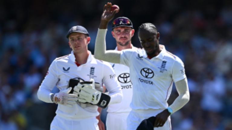 McCullum ‘hopeful’ of Archer’s availability for second NZ Test – میک کلم کو آرچر کی نیوزی لینڈ کے خلاف دوسرے ٹیسٹ کے لیے دستیابی کی ‘امید’