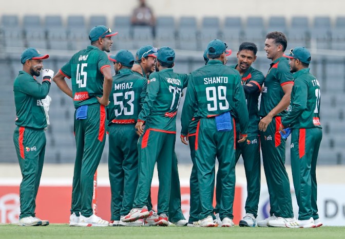 Bangladesh retain unchanged squad for third ODI against Australia